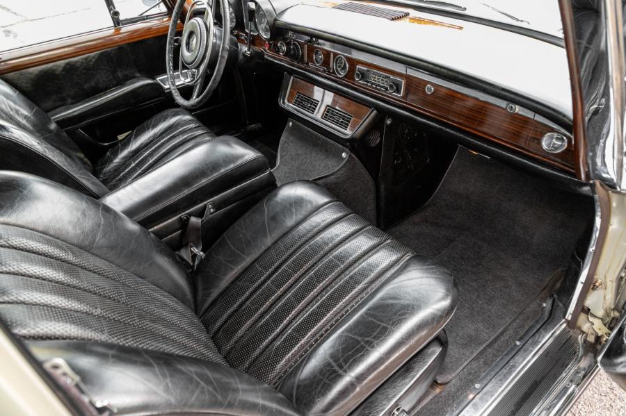 Интерьер Mercedes-Benz 600 (W100) 1968 года  (NA) (фото 75 из 149)